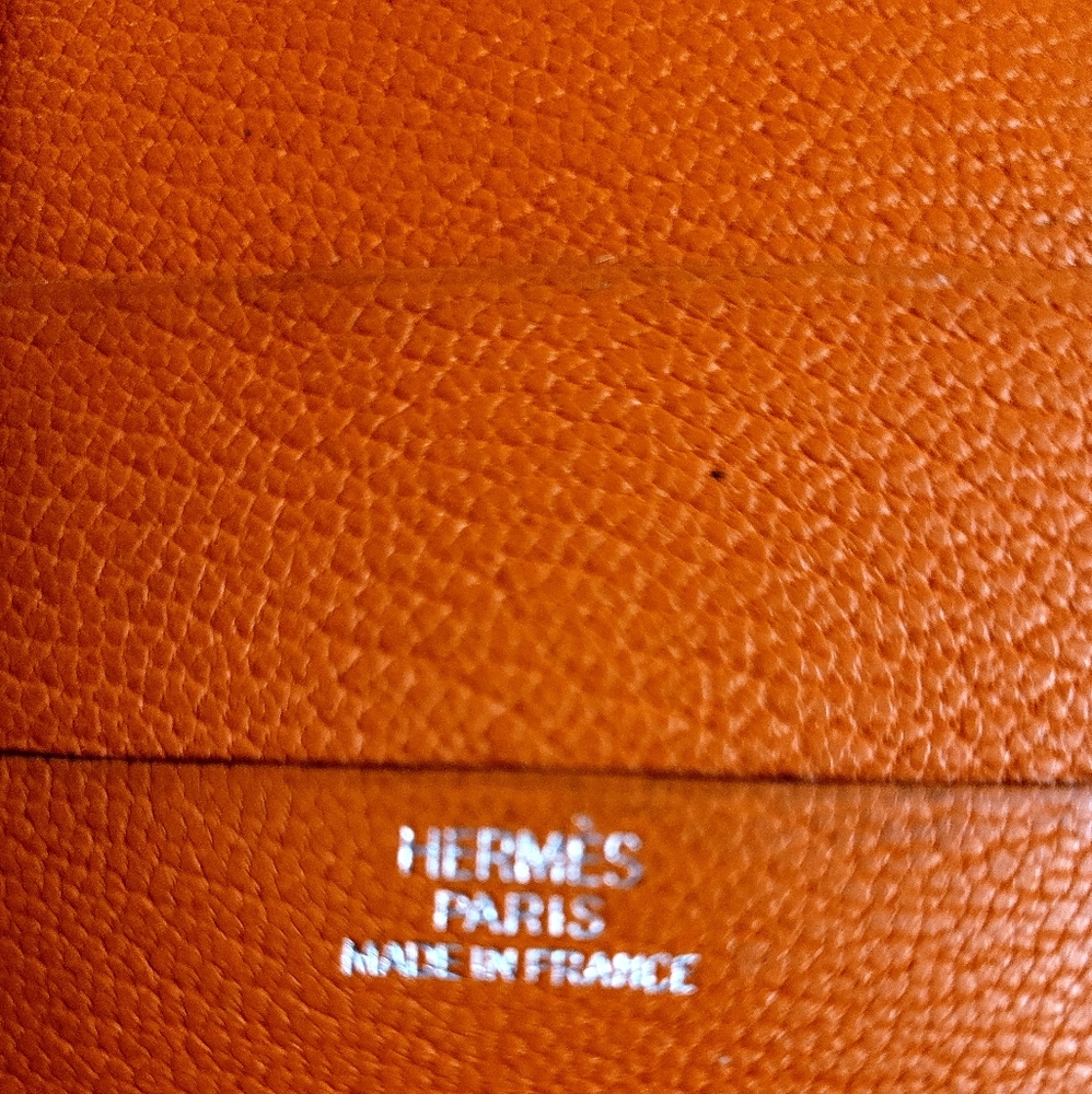 100% authetic Hermes signature orange leather agenda plus wallet